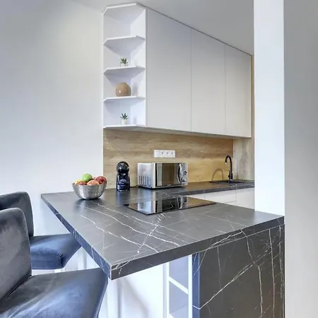 Star Cozy In A Modern Neighborhood Bratislava