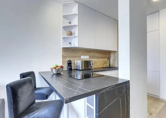 Star Cozy In A Modern Neighborhood Bratislava